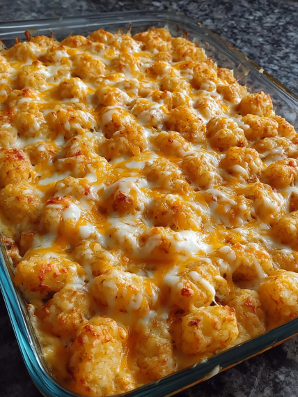 A dish of macaroni and cheese.